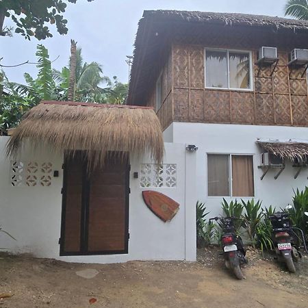 The Broken Board Apartment General Luna  Exterior foto